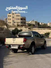  3 ميتسوبيشي  L200  موديل  2011