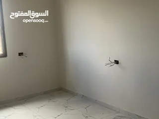  18 فني كهرباء منزلية  تحت إشراف هندسي