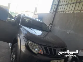  7 بكب متسوبيشي L200