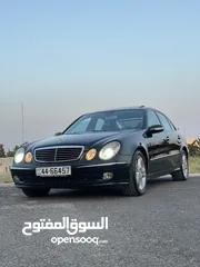  14 مرسيدسE200 موديل 2003 بحالة الوكالة