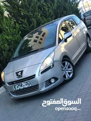  1 كااااش فقط 27.999 بيجو 5008 اوتوماتيك  1600 بنزين  بانوراما  جنط مغنسيوم  كواشيك جديدة شاشة كراسي  ح