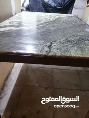  1 طاوله مستعمله للبيع