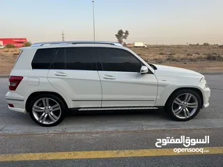  6 Mercedes GLk 300 Gcc 2011