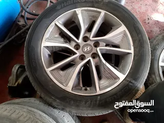  2 طقم 18 اصلي توسان سورينتو سنتافيه موجود في جنين قريه الجديده  بناشر وجنطات العودة