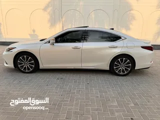  16 Lexus Es350 F sport 2021