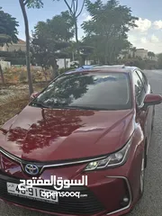  9 تويتا كورولا هايبرد 2019 فل مع فتحه وارد الوكاله وتحت صيانة الوكاله