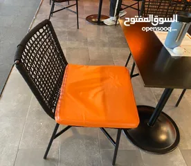  20 معدات كافتيريا كامله و شبه مستعمله,ثلاجات عرض و طاولات و كراسي و الكثير من المعدات و بريستا