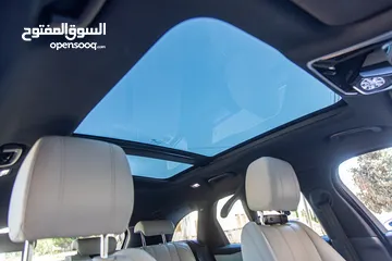  14 Range Rover Velar 2018 R Dynamic   السيارة وارد الشركة و قطعت مسافة 63,000 كم فقط