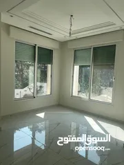  9 فيلا فخمه للبيع من المالك مباشرة منطقة دابوق  سكن أ خاص. على تله عاليه بمواصفات عالية الجودة