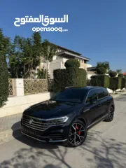  5 VOLKSWAGEN TOUAREG 2020