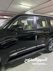  13 لاند كروز GXR 2024 TWIN TERBO كويت جديد زيرو فل اضافات اصلي 100% شاشات خلفيه خمس كاميرات للجادين فقط