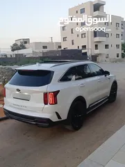  5 كيا سرينتو
