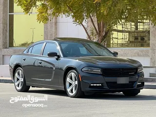  1 Dodge CHARGER SXT v6 model 2018 FOR SALE