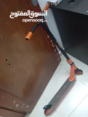  2 سكوتر CHARGER X حديد شبه جديد وقوي جدا   يتحمل لحد 120 كيلو   بسعر حرق المعني يتواصل  6/14