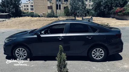  7 Kia cerato   Model :2019  Dohc 1600 CC  Gearbox : automatic   Colour: Gary  Inside :Black ABS Airbag