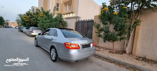  25 مرسيدس E350 فل دفع خلفي مكانها الزاوية