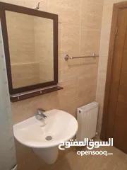  7 شقه ارضي معلق  للبيع في خلدا بالقرب من اكاديميه عمان- ref:14602