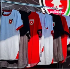 9 تيشيرتات واطقم رياضية   ميسي ورونالدو   مبابي ريال مدريد  لامين يامال برشلونة   المنتخب الاردني