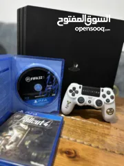  1 Ps 4 pro  بلايستيشن 4 برو