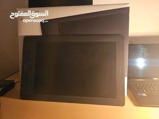  1 جهاز Wacom Intuos Pro L