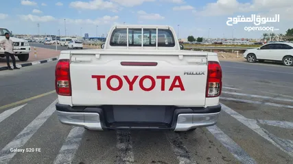  3 Toyota Hilux 2023 Diesel manual gear