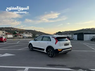  7 كايا نيرو هايبرد (بنزين+كهرباء ) فل بدون فتحة/2022
