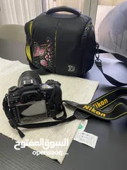  1 كاميرا نيكون D7000