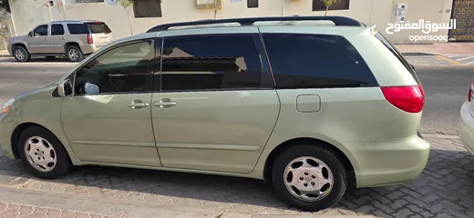  4 Toyota Sienna XLE.Safe and comfortable option for family and work. 2007 American specs vehicle.