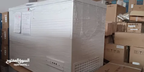  4 Media 3 ton ac with carton and warranty مكيف ميديا ​​3 طن مع الكرتونة والضمان