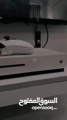  1 محل كامل للبيع أجهزة بلاستيشن أجهزة اكس بوكس أجهزة كاونتر المعنى التواصل