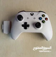  1 يد XBOX ON بحالة الوكالة