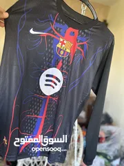  4 ملابس رياضة