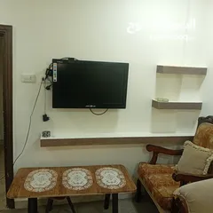  11 بيت مفروشة