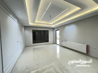  2 شقة مميزة للبيع طابق اول 185 م طريق المطار خلف المدارس العالمية  منطقة الحويطي
