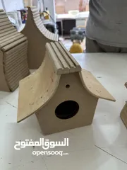  3 بيوت طيور خشبيه  جاهزه ويوجد تفصيل حسب الطلب
