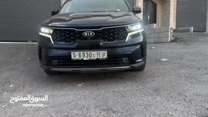  10 للبيع جيب سورينتو مميز لون اسود ترخيص 2020  كامل الاضافات