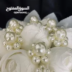  4 باقة مناسبات (عرس او خطبة او لكل محبي ورد الفاوانيا الأبيض الفخم)