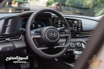  3 Hyundai Elantra 2024 Hybrid