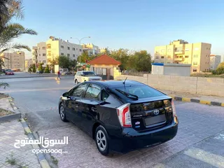  3 تيوتا بريوس مديل 2014اقساط اوللبدل على سياره بقيمة الدفعه5500فحص كامل 4جيد مرفق الرقم موجود عل ملاحظ