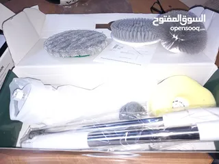  8 مكنسة كهربائية لتنظيف العفش والسيارة
