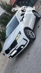  8 كيا سورنتو  فل الفل ما عدا فتحه الجب بصلاه ع النبي بالكرتونه