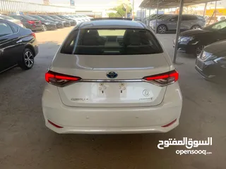  2 للبيع تويوتا كورولا 2020 اعلى صنف بسعر 17950 دينار