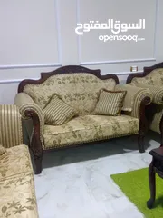 5 طقمين كنب 14 مقعد  مع طربيزات السعر ع الخاص  قابل للتفاوض ..