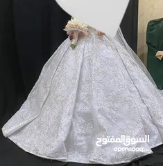  2 فستان أعراس جديد تفصاال لبسة وحده فقط لون ابيض مو بيج