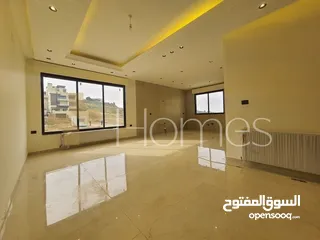  7 شقة ارضية مع ترس للبيع في رجم عميش بمساحة بناء 193م