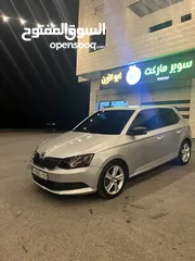  2 سكودا فابيا 2017 مميزة / جير عادي / 1200 تيربو بنزين / بالسعر المميز عالكاش