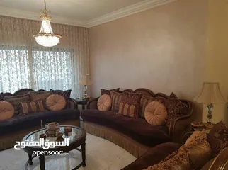  5 للبيع: طقم كنب صالون فاخر بمواصفات راقية وجودة عالية