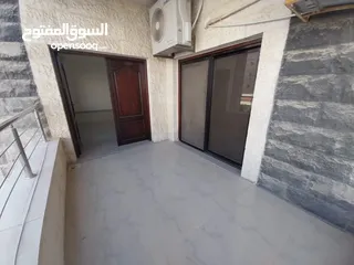  13 شقة غير مفروشة للإيجار ( Property 39614 ) سنوي فقط