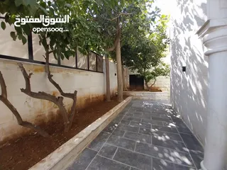  11 شقة للايجار في عبدون  ( Property 36632 )-175064221