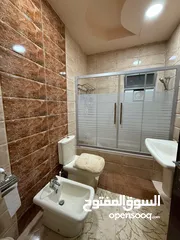  13 شقة سوبر ديلوكس